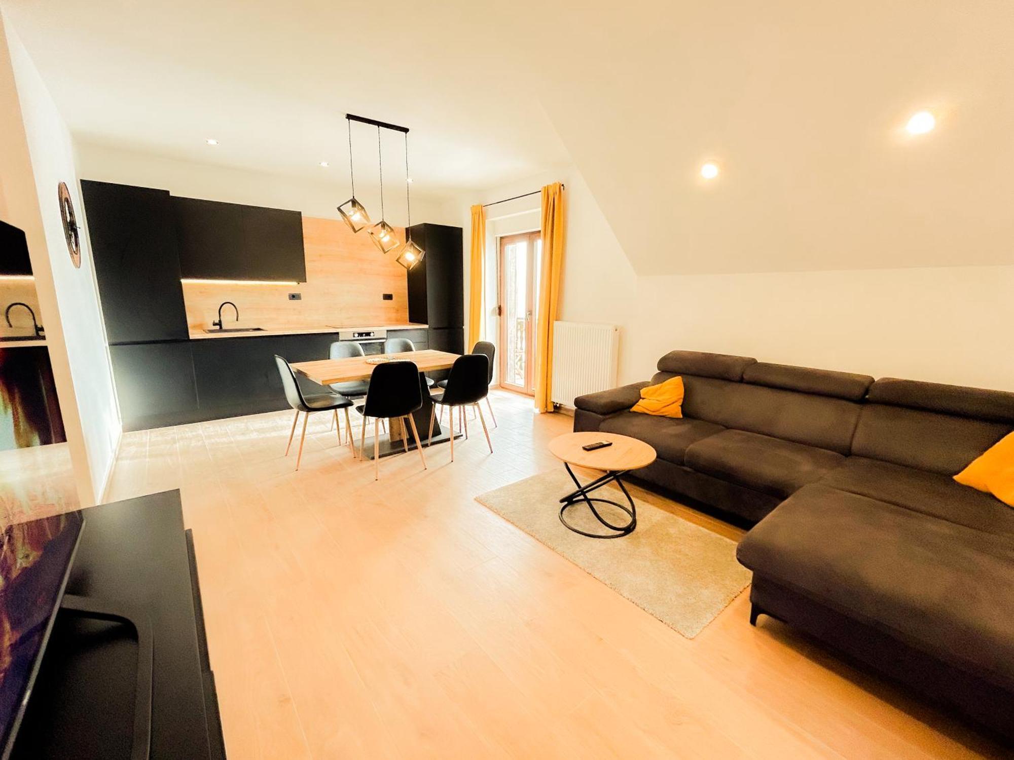 Villa Verde Leisure Apartment Tarvisio Eksteriør billede